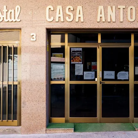 Casa Antonio By Vivere Stays 招待所